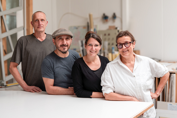 Das Team der dekorat Rahmenwerkstatt in Neumünster